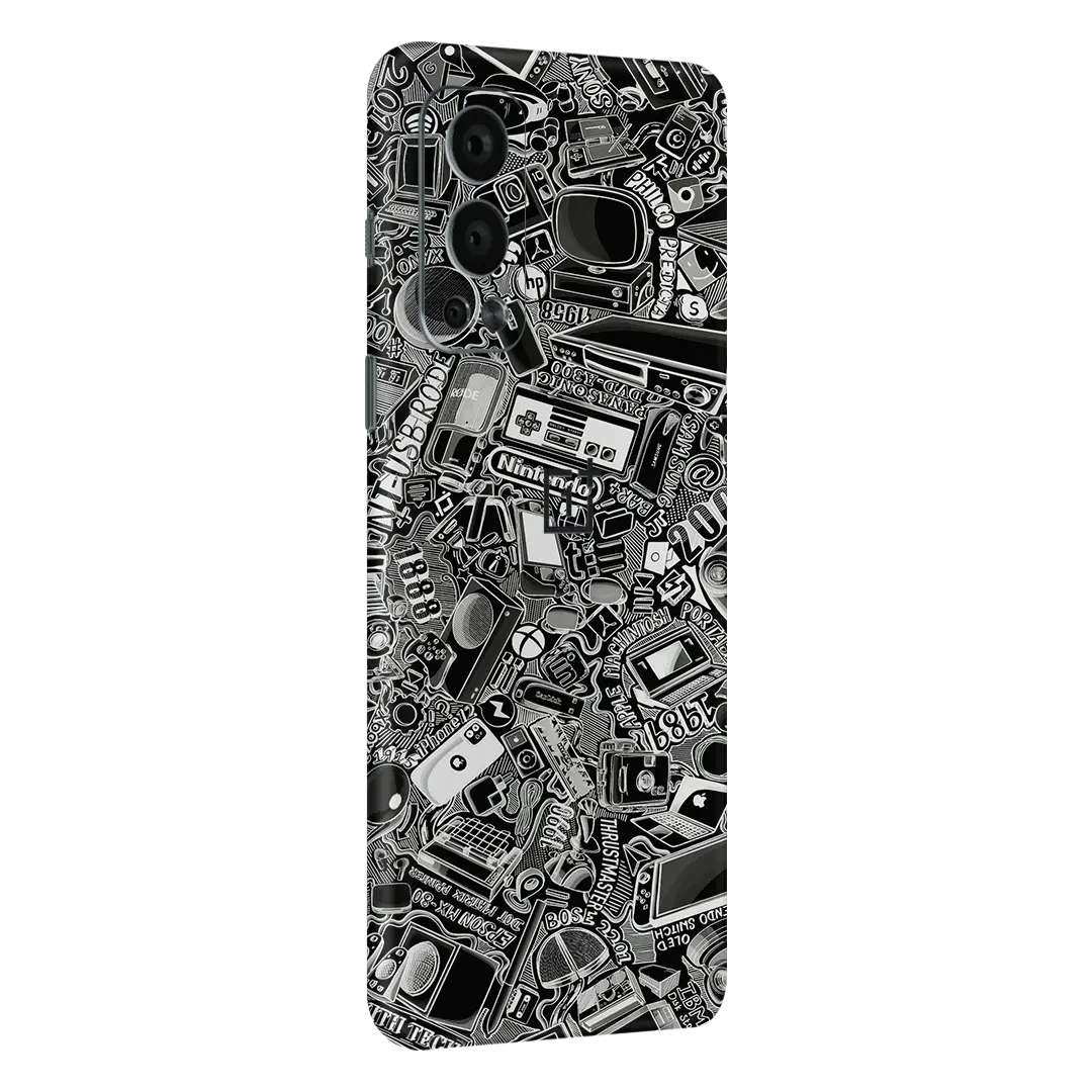 Preload Full Back / Tech Camo Dark