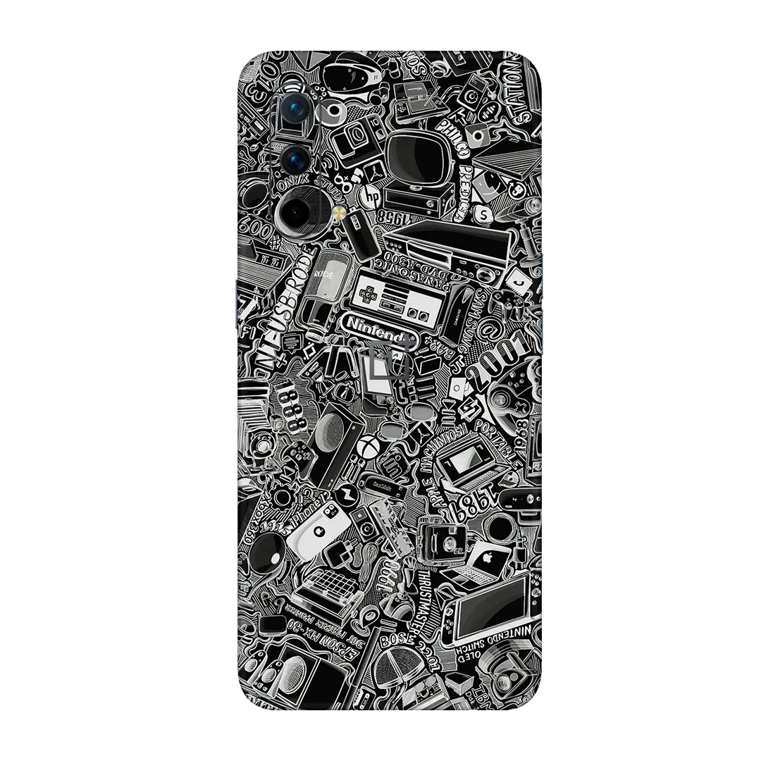 Preload Full Back / Tech Camo Dark